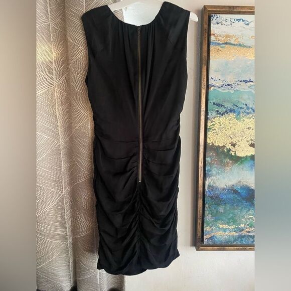Diane Von Furstenberg Mini Dress Sz 6 Black Ruched Sleeveless Pencil Dress Zip - Picture 2 of 12